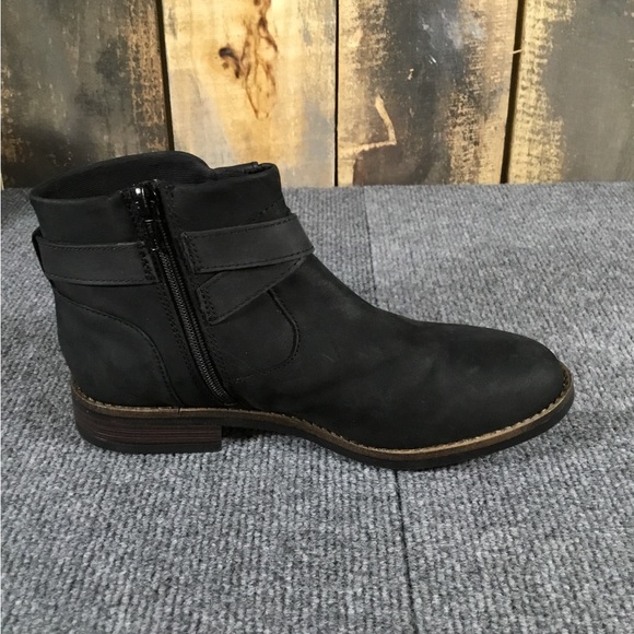 Clarks leather ankle booties women’s size 6 - Picture 5 of 10